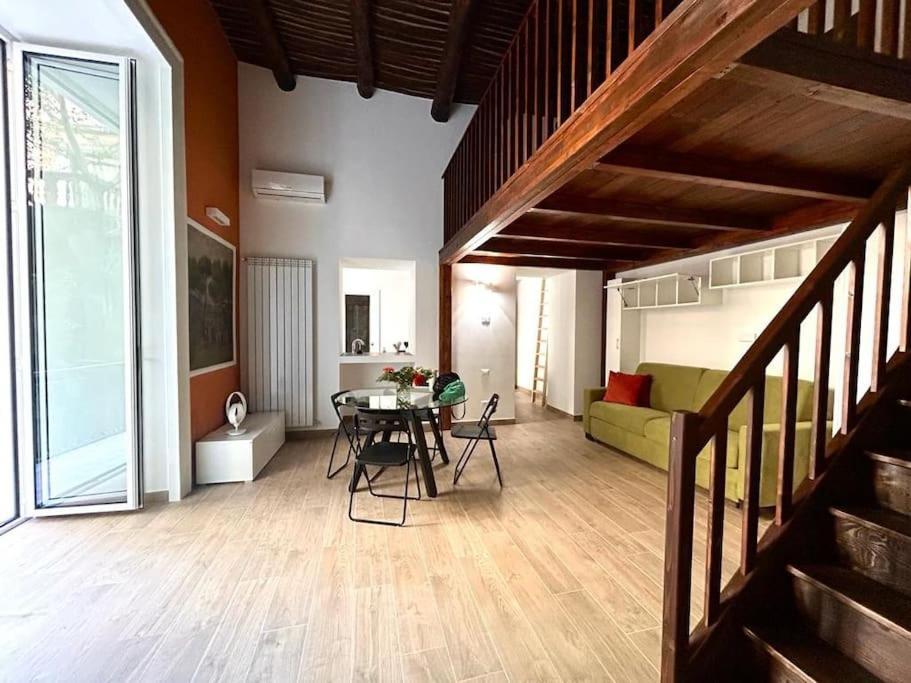 Casa Donnaregina